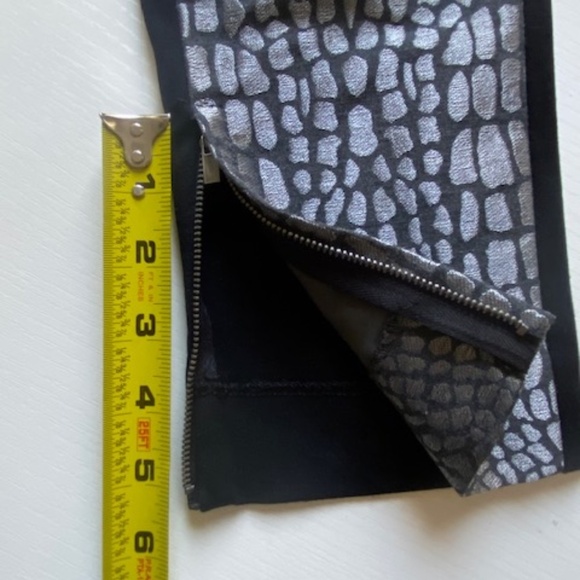 Diane von Furstenberg DVF Alexis Jacquard Alligator Pants Nightfall Size 2 - Picture 15 of 16